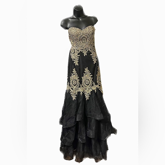 3. Eureka Fashion - Gilt Adorned Strapless Trumpet Evening Gown - Picture 2 of 7
